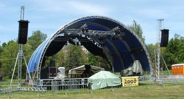 Rigg tornyok kt szlen
